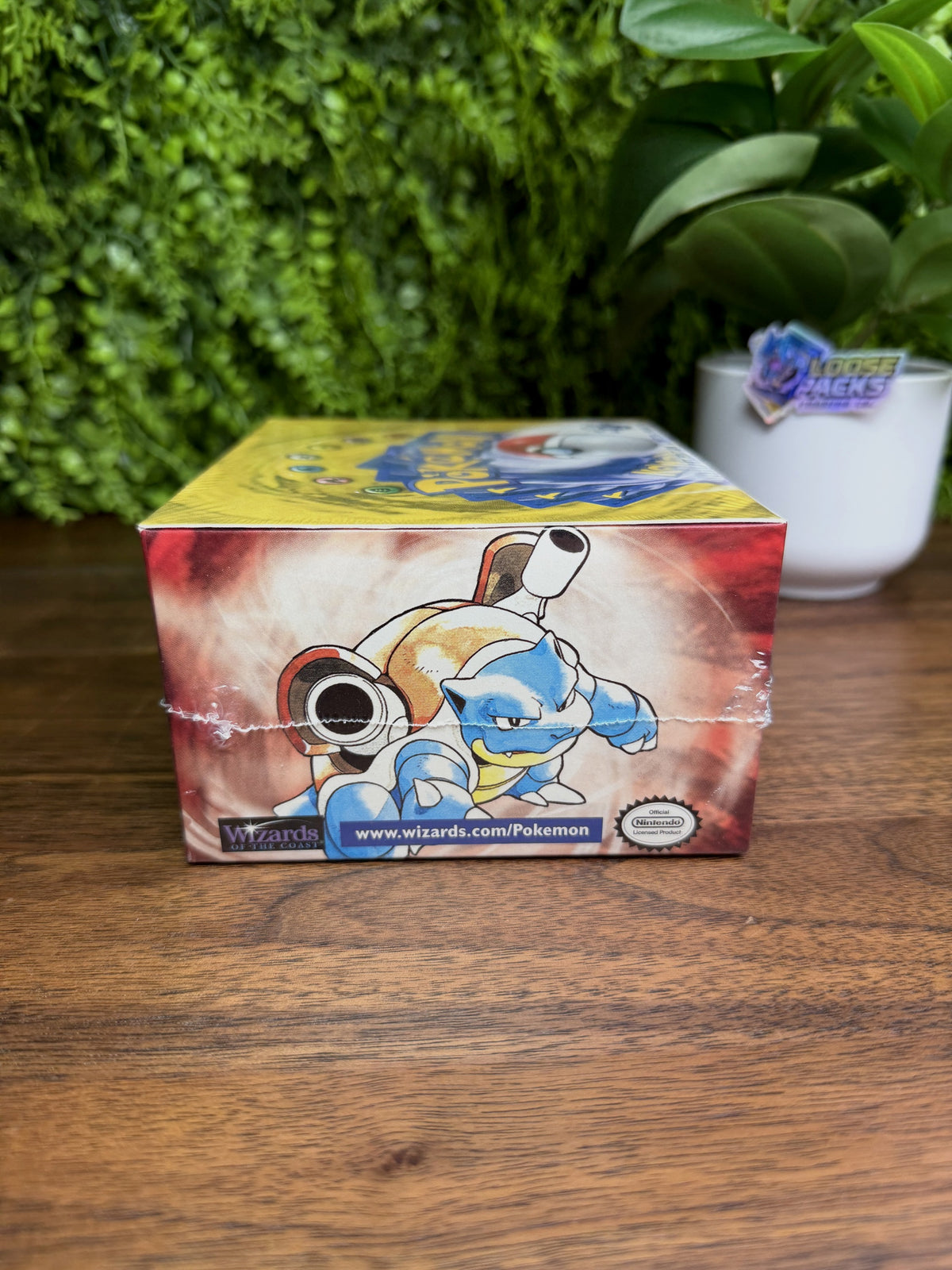 REAL PHOTO 2026-09-28 - Base Set Booster Box 1st Edition Shadowless (IMG_6597)