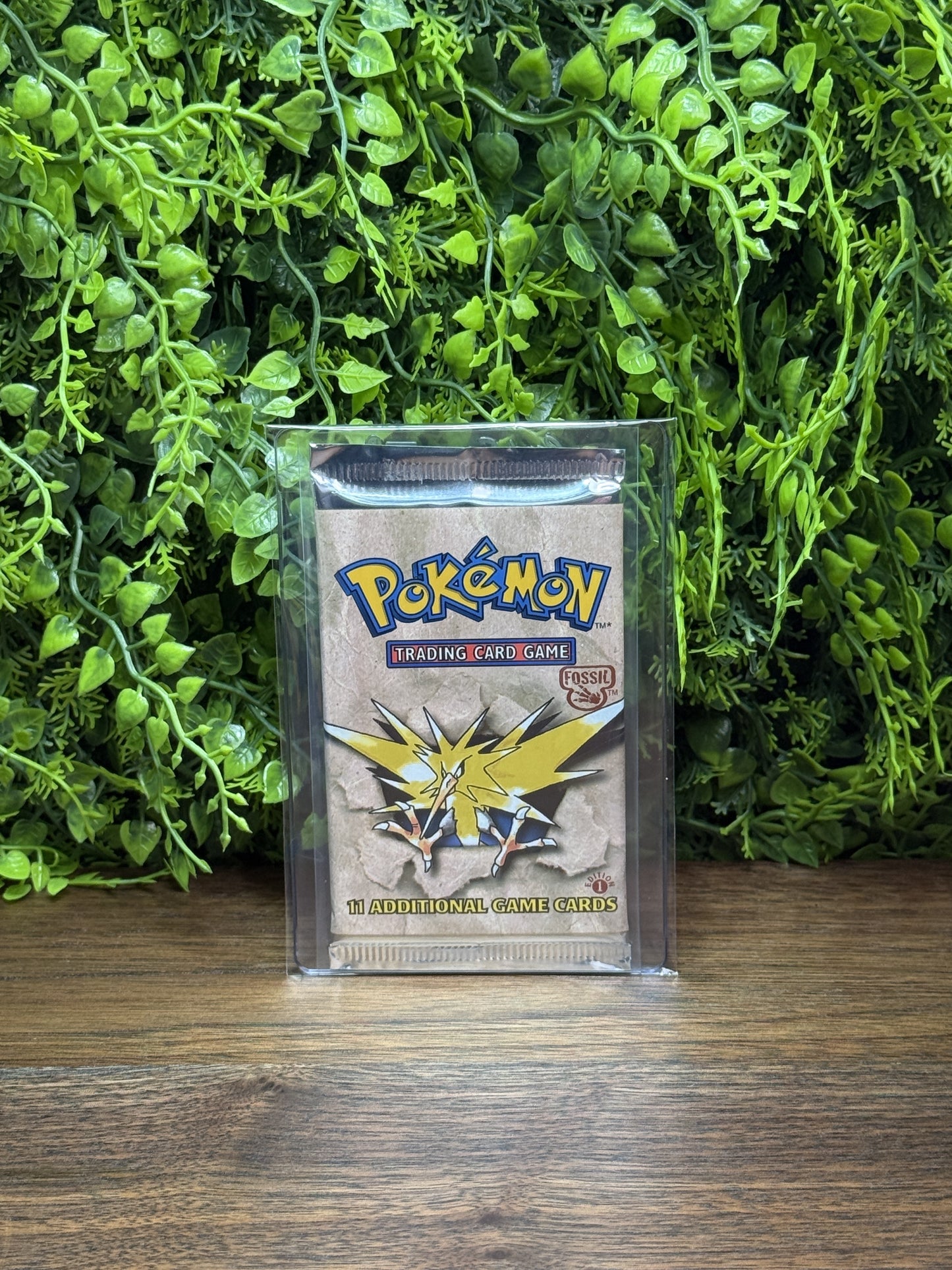 REAL PHOTO 2026-08-20 - Fossil 1st Edition - Zapdos (Heavy) (IMG_6834)