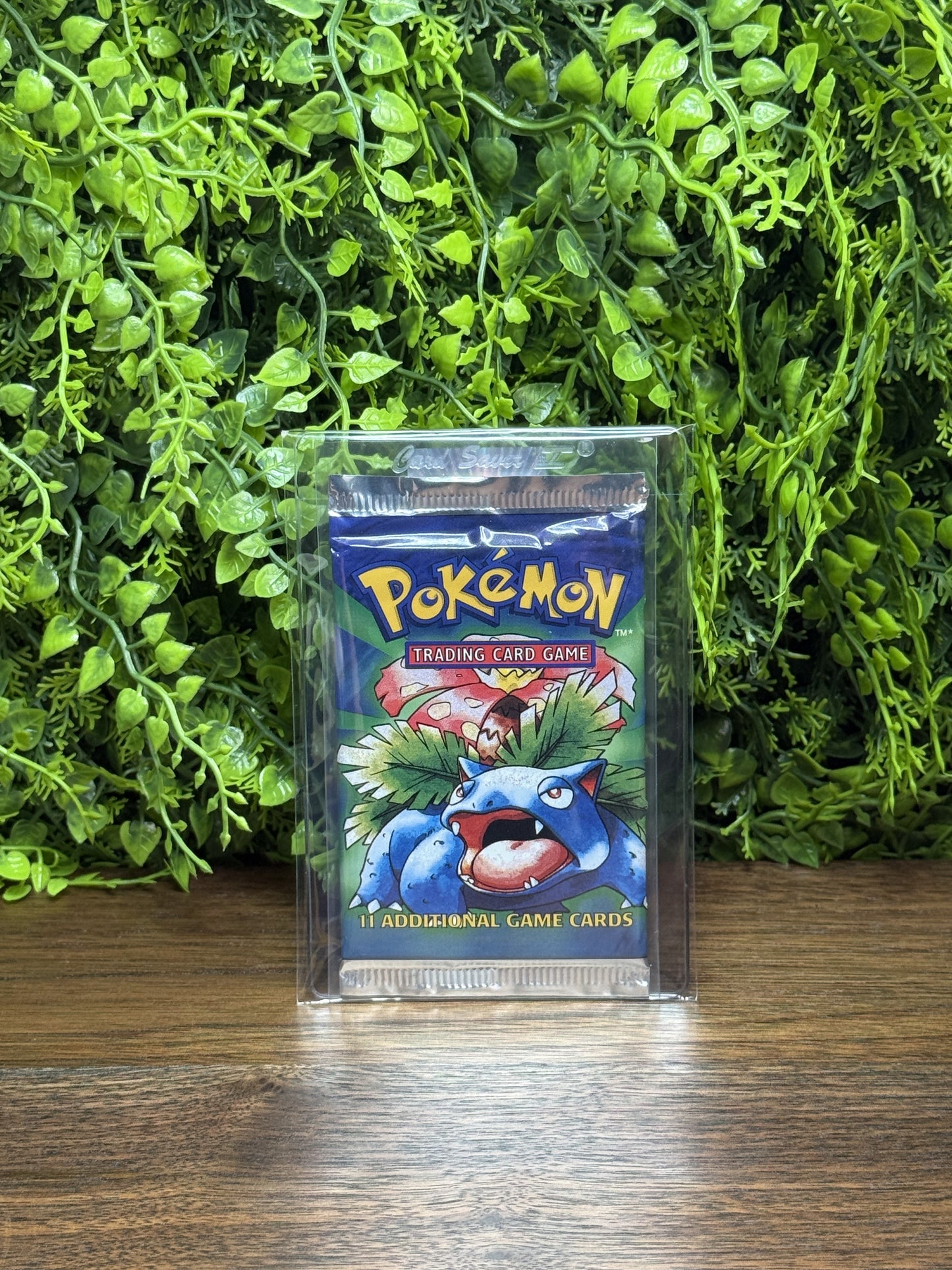REAL PHOTO 2026-08-20 - Base Set Unlimited - Venusaur (Heavy) (IMG_6842)