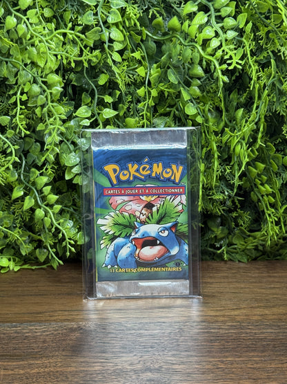 REAL PHOTO 2026-08-20 - Base Set 1st Edition French - Venusaur (Heavy) (IMG_6854)